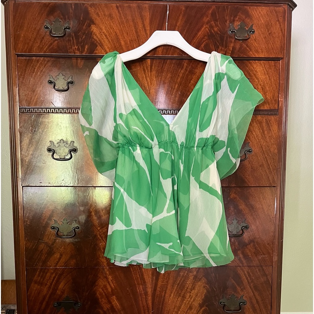 Diane Von Furstenberg silk chiffon blouse. Vintage print